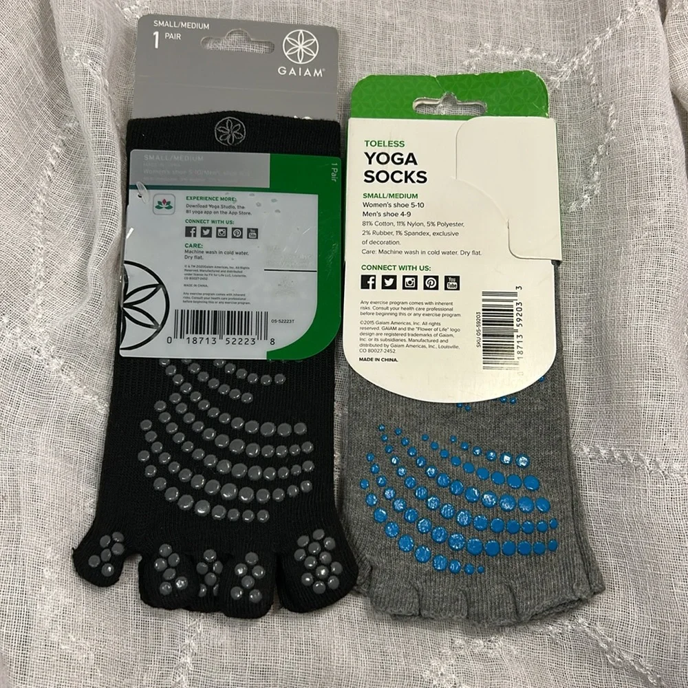 NWT Gaiam grippy yoga socks bundle of 2